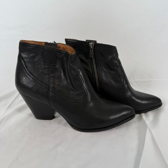 Frye Shoes - EUC Frye Black Leather Western Reina Ankle Boots Pointed Toe Stacked Heel 8M